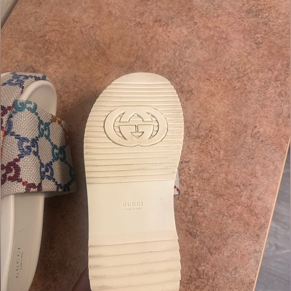 MUTI COLOR GUCCI SLIDES🌈 - Picture 4 of 8